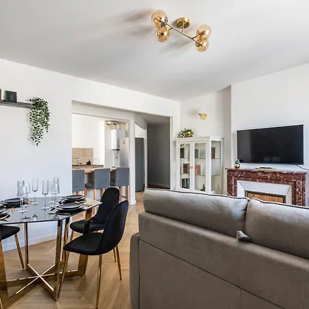 Apartment 13 Place Royal - Center - Cathedral Historic Reims